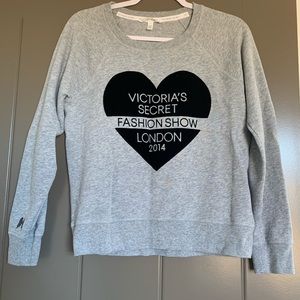 Victoria Secret sweatshirt size M